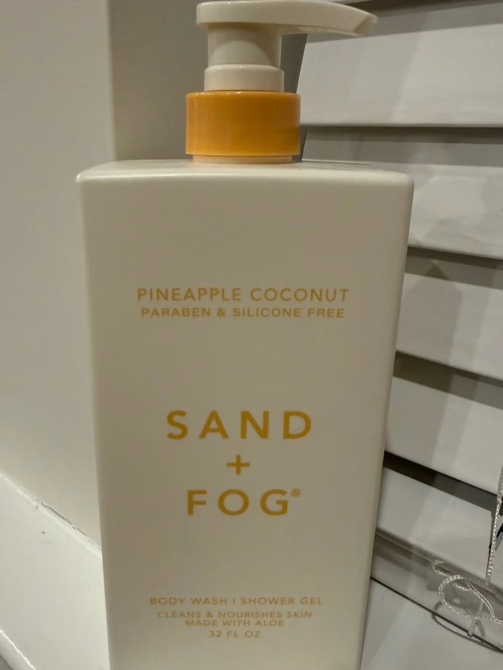 Sand + Fog | Pineapple Coconut Body Wash | 32 FL OZ 🍍