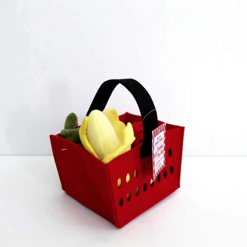 Every Moment Matters market banana farmers