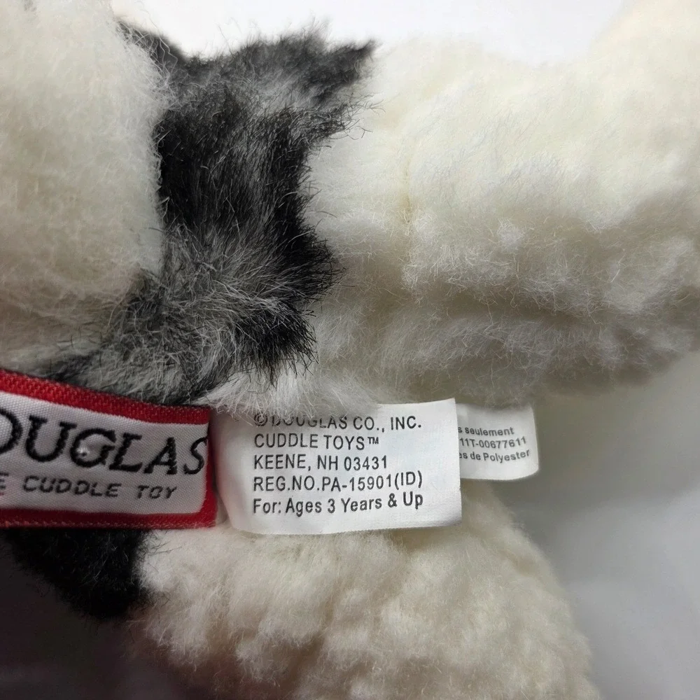 Douglas cuddle toy