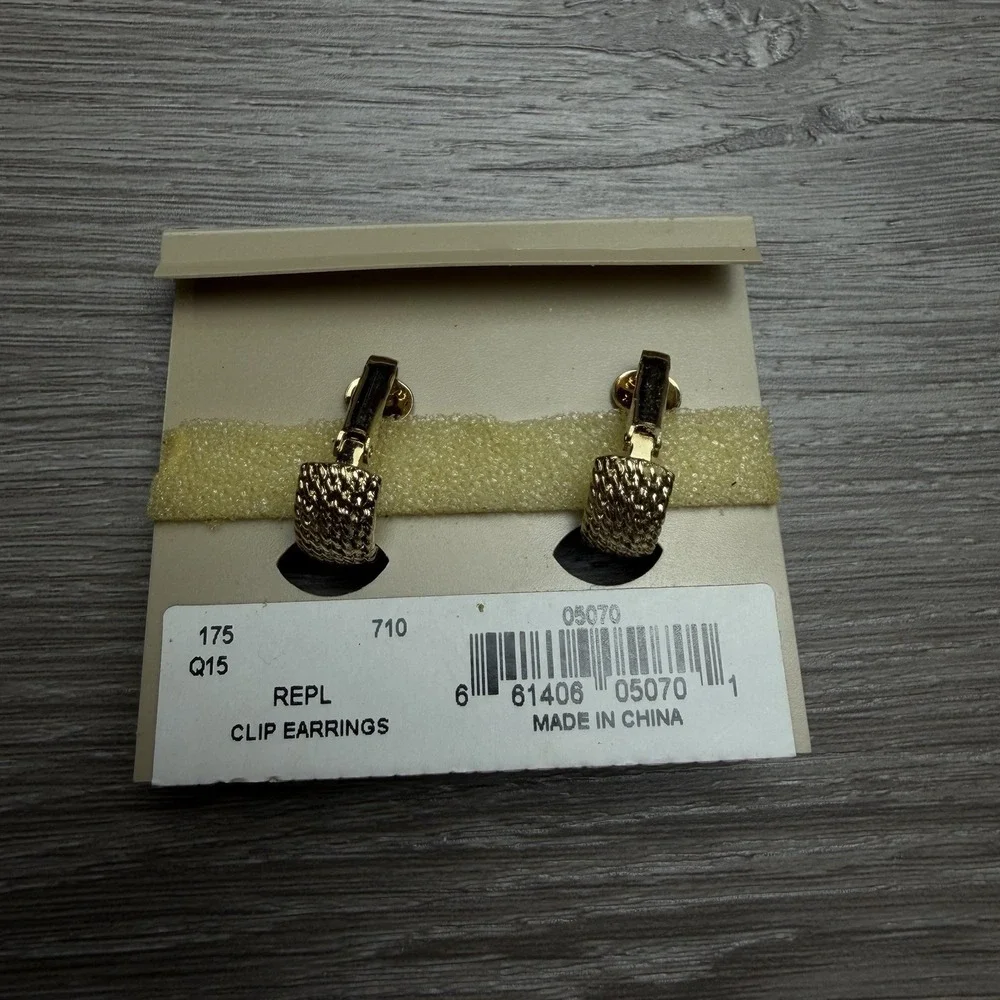 Vintage Monet 2 Clip On Earrings NWT Gold Tone Textured Woven Wide Hoop New