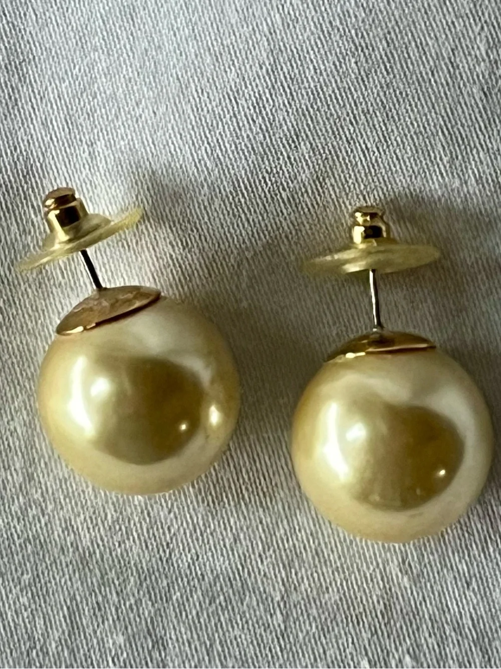 Vintage 80s Chunky Cream Faux Pearl Stud Earrings Big Round Costume Comfort Back