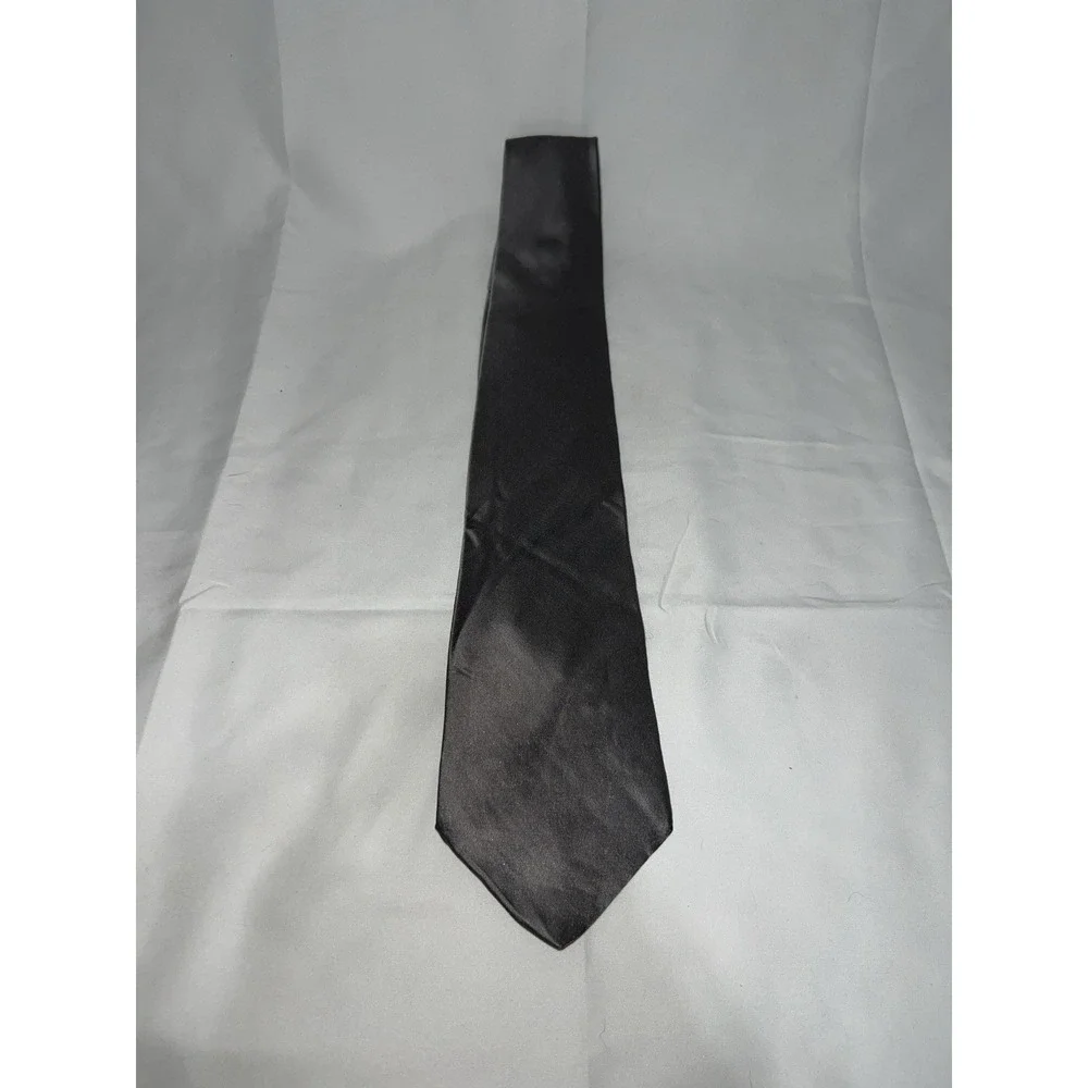 Zylos tie solid