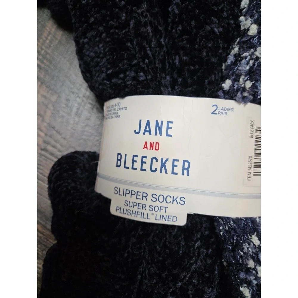 NWT Jane and Bleecker-Women's- Slipper Socks - 2 Pair-Shoe‎ Size 4-10