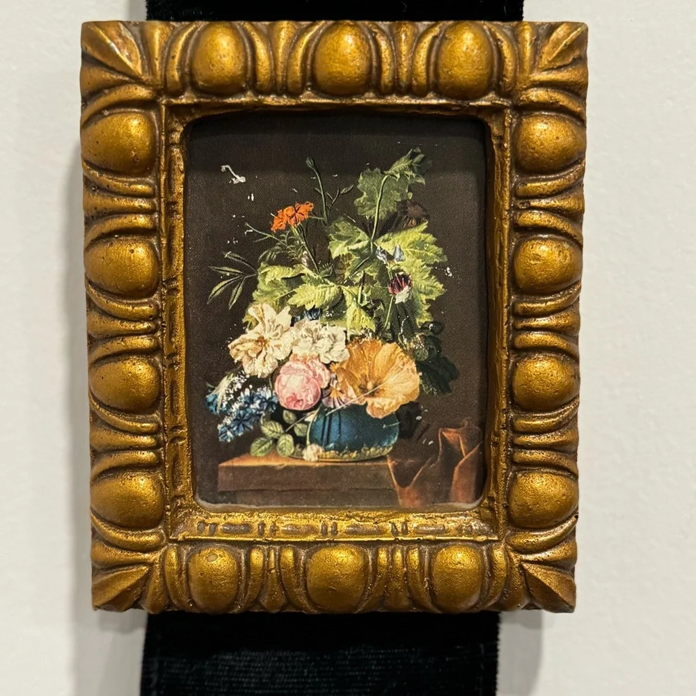 N/A vintage framed