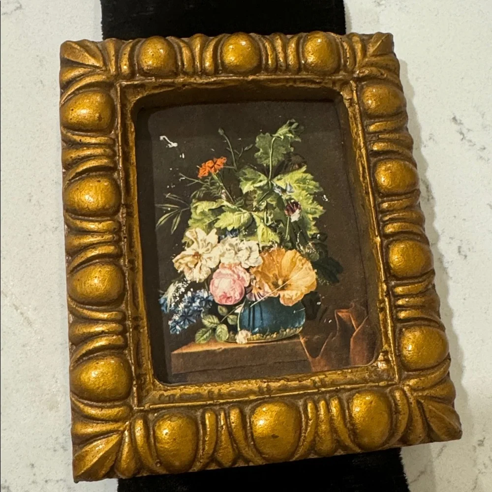 N/A vintage framed