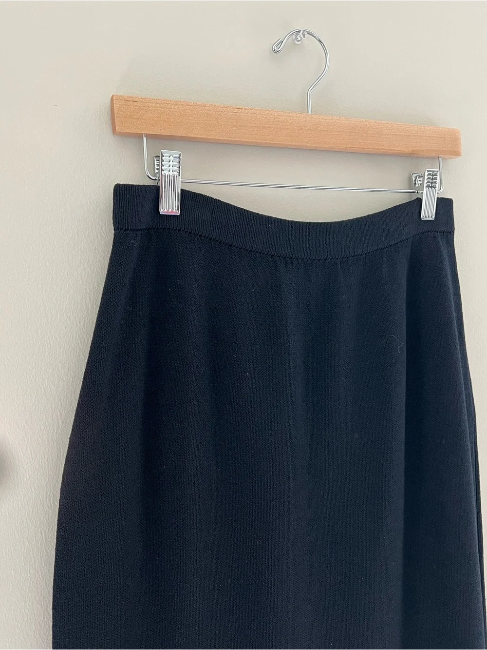 St. John classic black