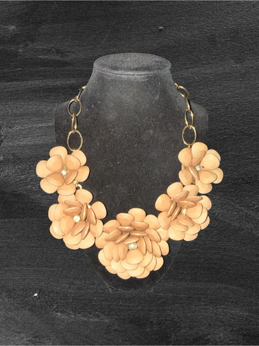 Vintage-Style Taupe Floral Statement Necklace – Gold Tone & Rhinestone Accents
