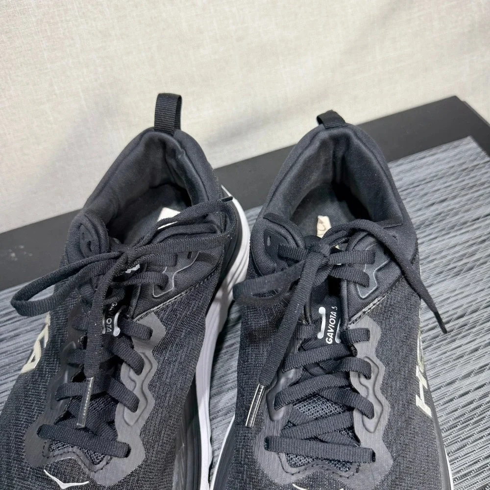 Hoka One One wear scuffs