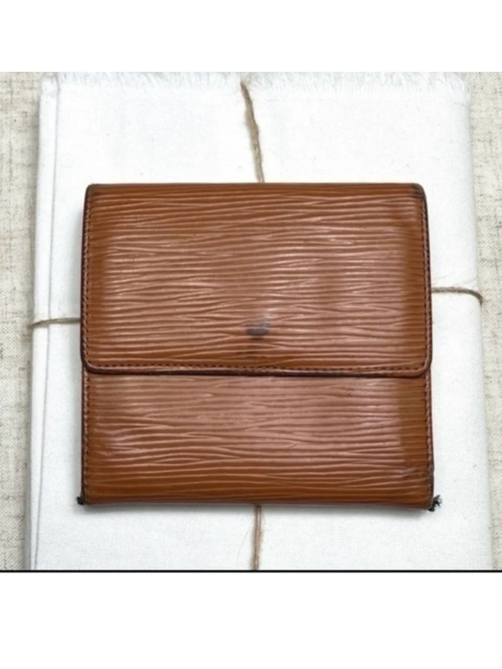 AUTHENTIC Louis Vuitton Marco Wallet. Color: Brown