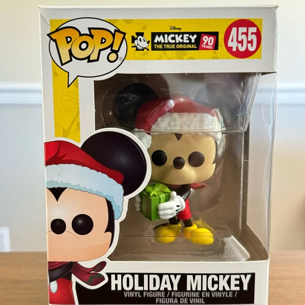 Funko Holiday Decor Mickey Mouse Red‎ and Green