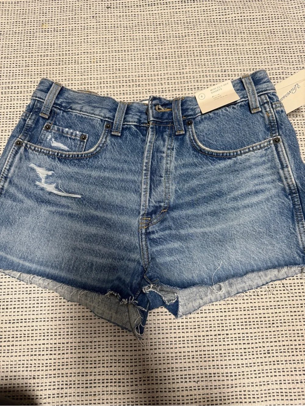 🎯50% OFF! Universal Thread High-Rise Distressed Denim Cut Off Shorts