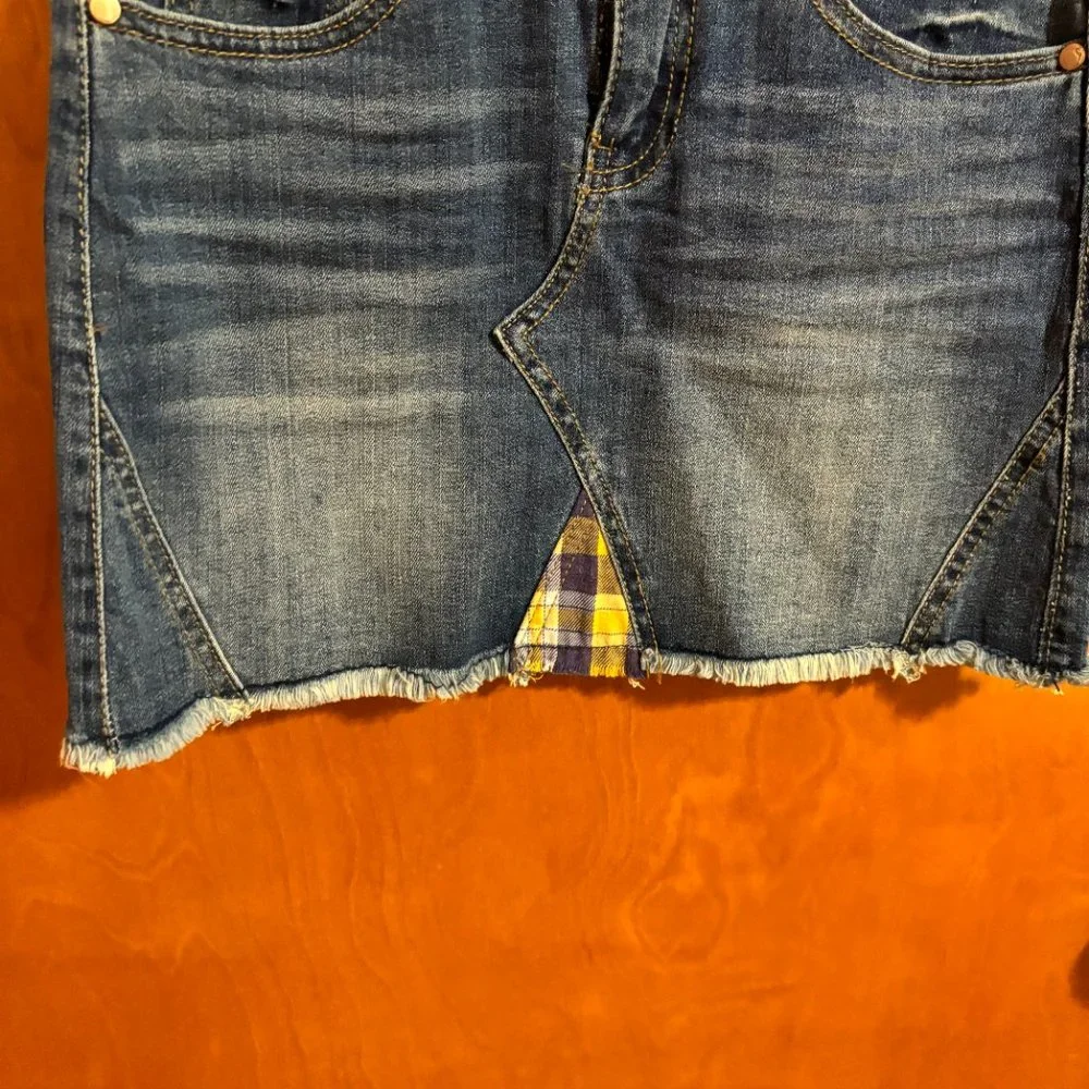 Dollhouse Denim Mini Skirt Blue Yellow Size‎ 0 W24
