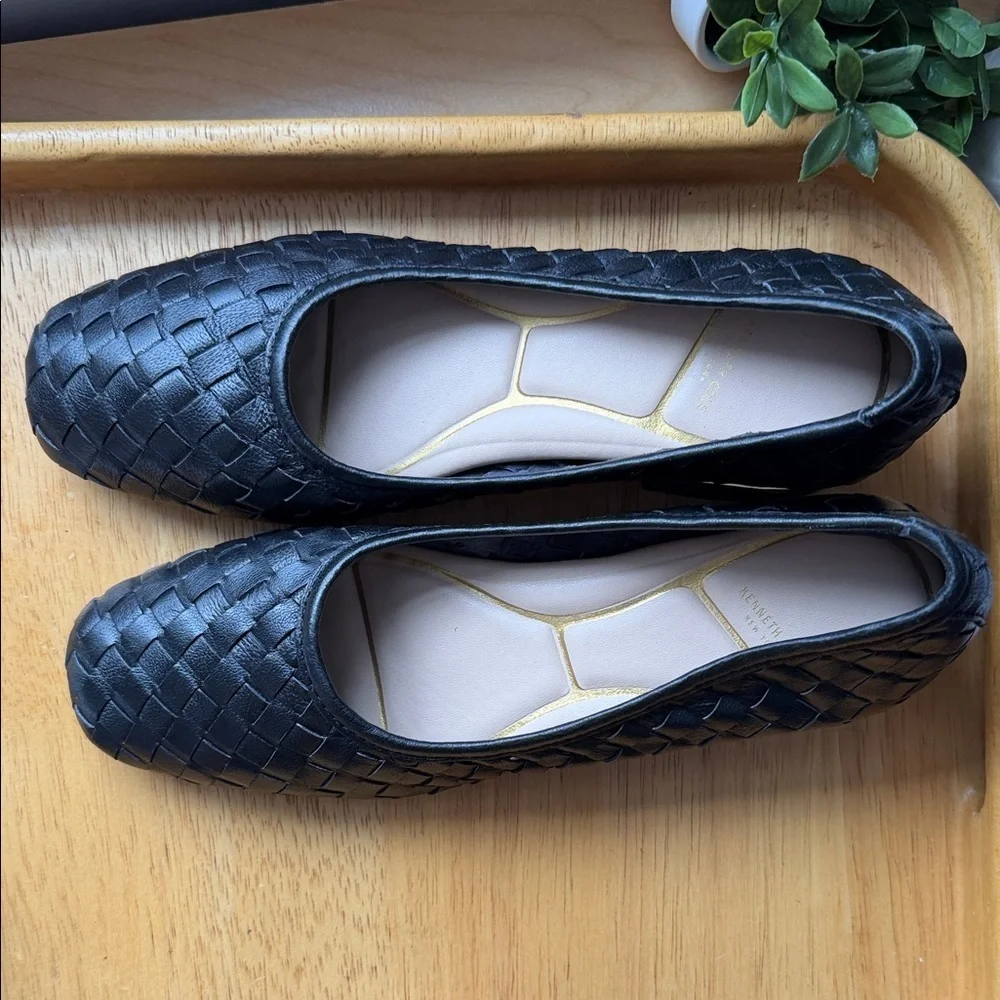Kenneth Cole kenneth cole