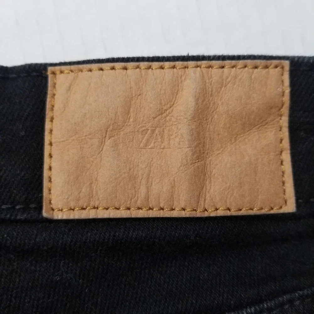 Zara care see