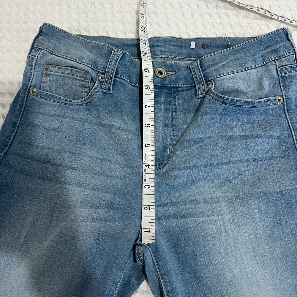 Women’s skinny Blue Jeans