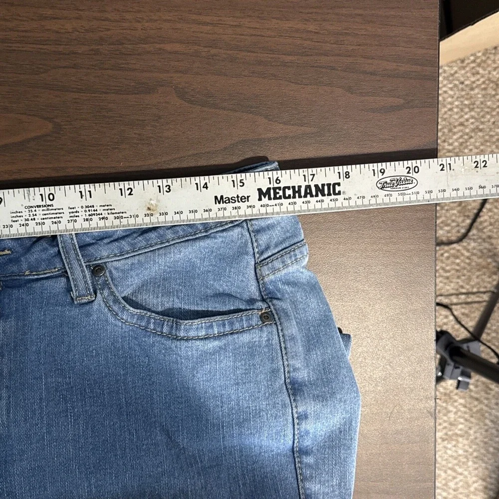 Wrangler aura blue