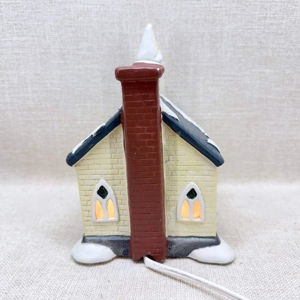 Vintage World Church Town House Lighted Christmas Village Building 36621
