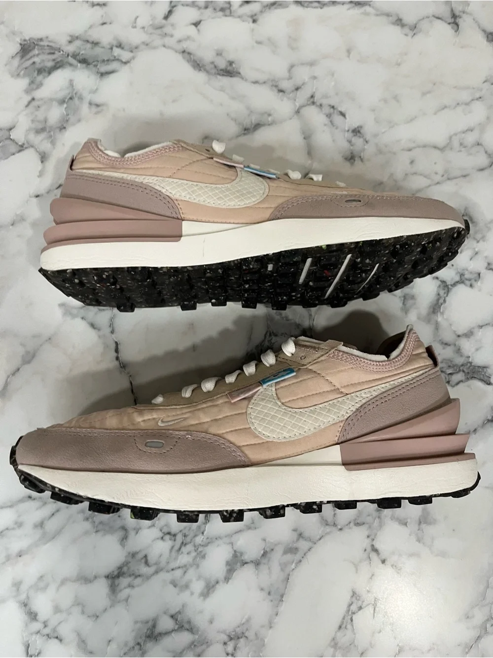Nike women’s waffle