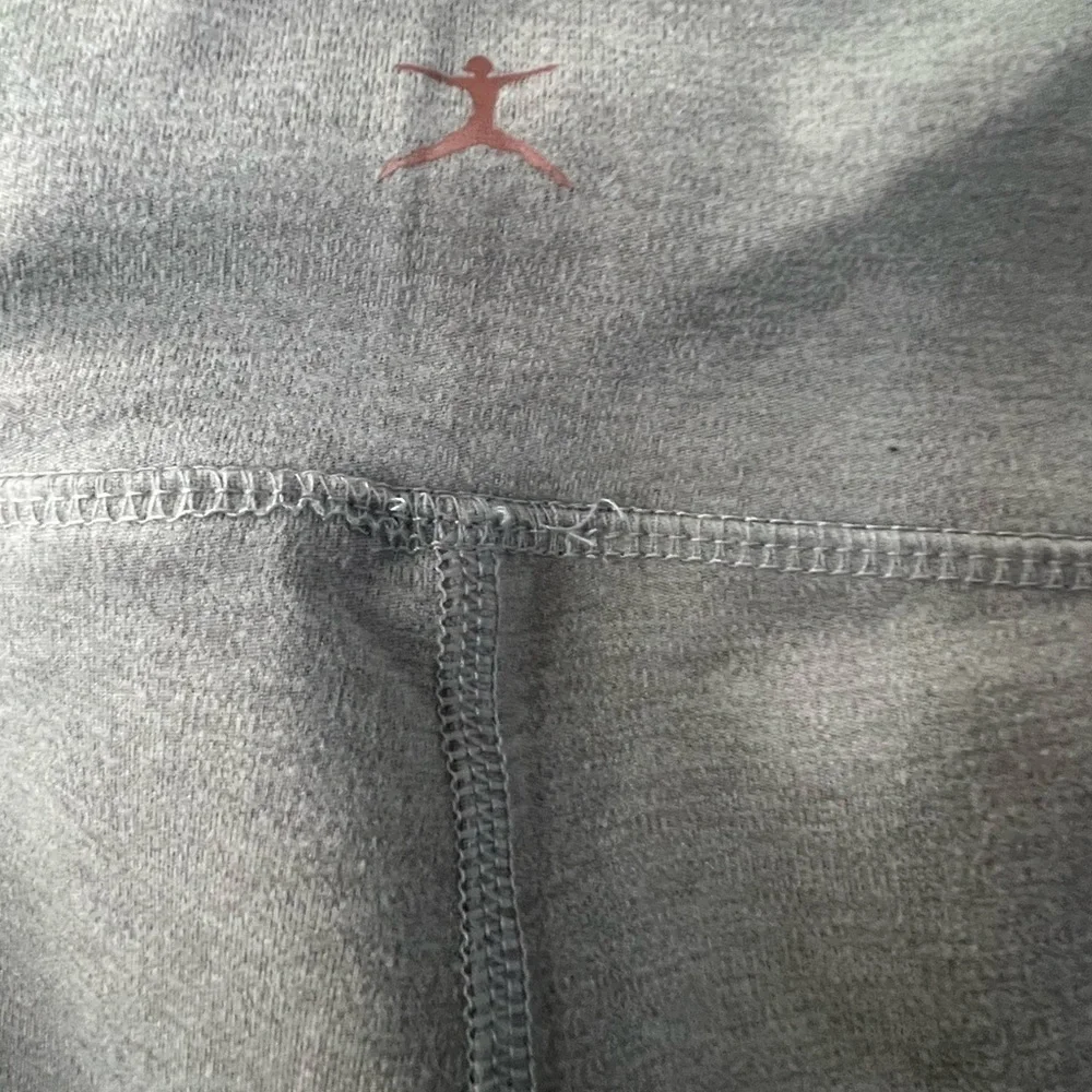 Danskin High Rise Women’s Gray Leggings Size M NWOT