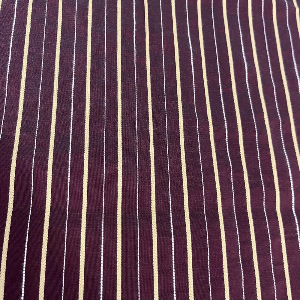 N/A maroon gold