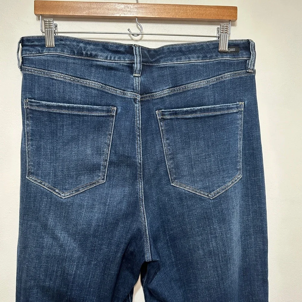 Liverpool Eco Stride High Rise Jeans Womens 12/31 Wide Leg Crop Flare Cut‎ Hem