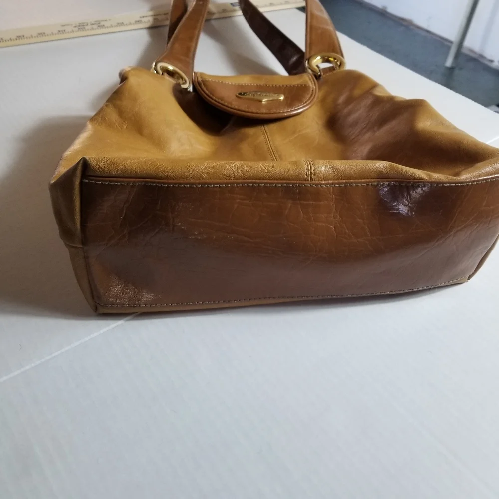 Capezio *capezio mustard