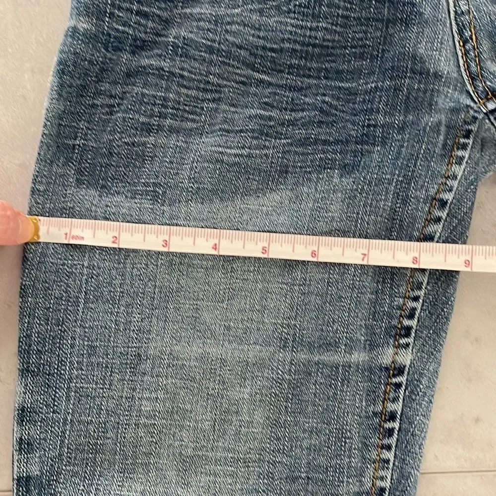 Buffalo David Bitton measurements around back