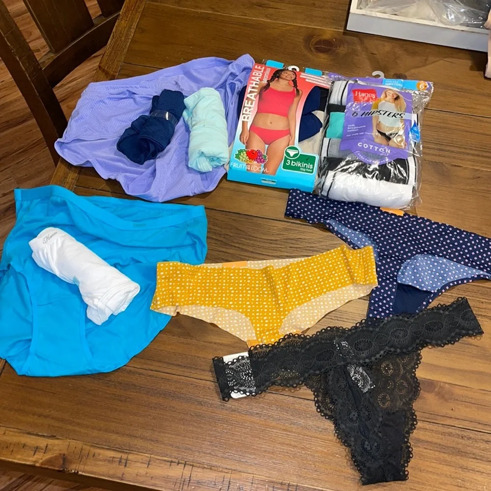Hanes, Fruit of the Loom, auden great deal