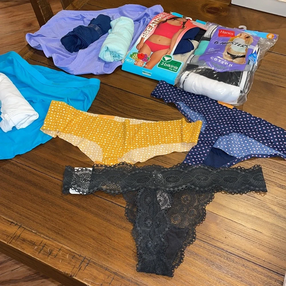 Hanes, Fruit of the Loom, auden great deal
