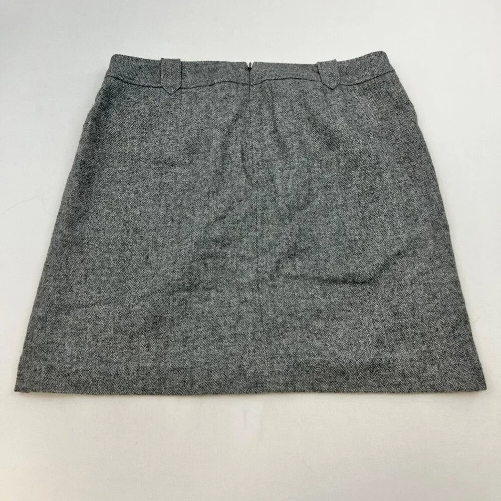 Talbots features width