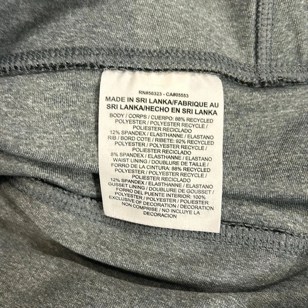 Nike Dri-Fit One Legend Pant‎ Athletic Performance Workout Leggings / Size Small