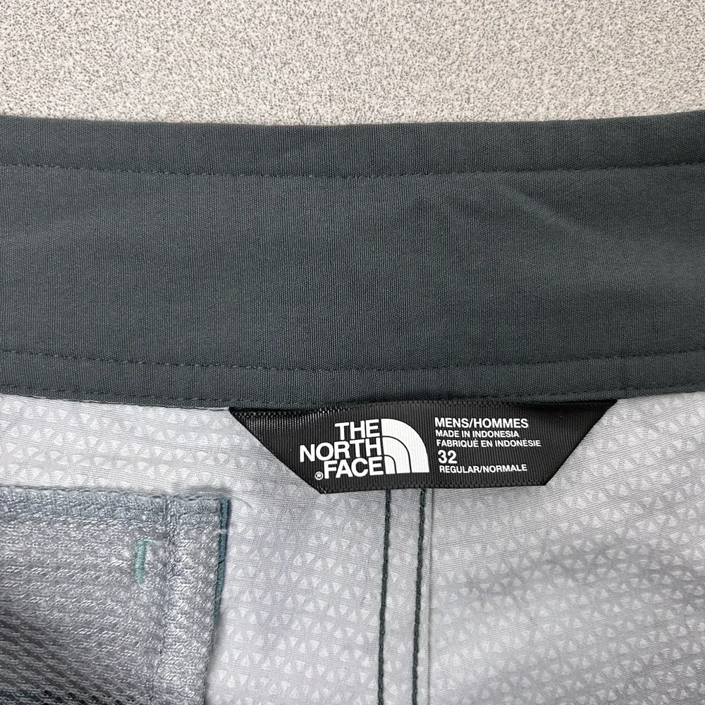 The North Face‎ Gray Blue Bear Animal Theme Board Shorts Swim Trunks Men 32