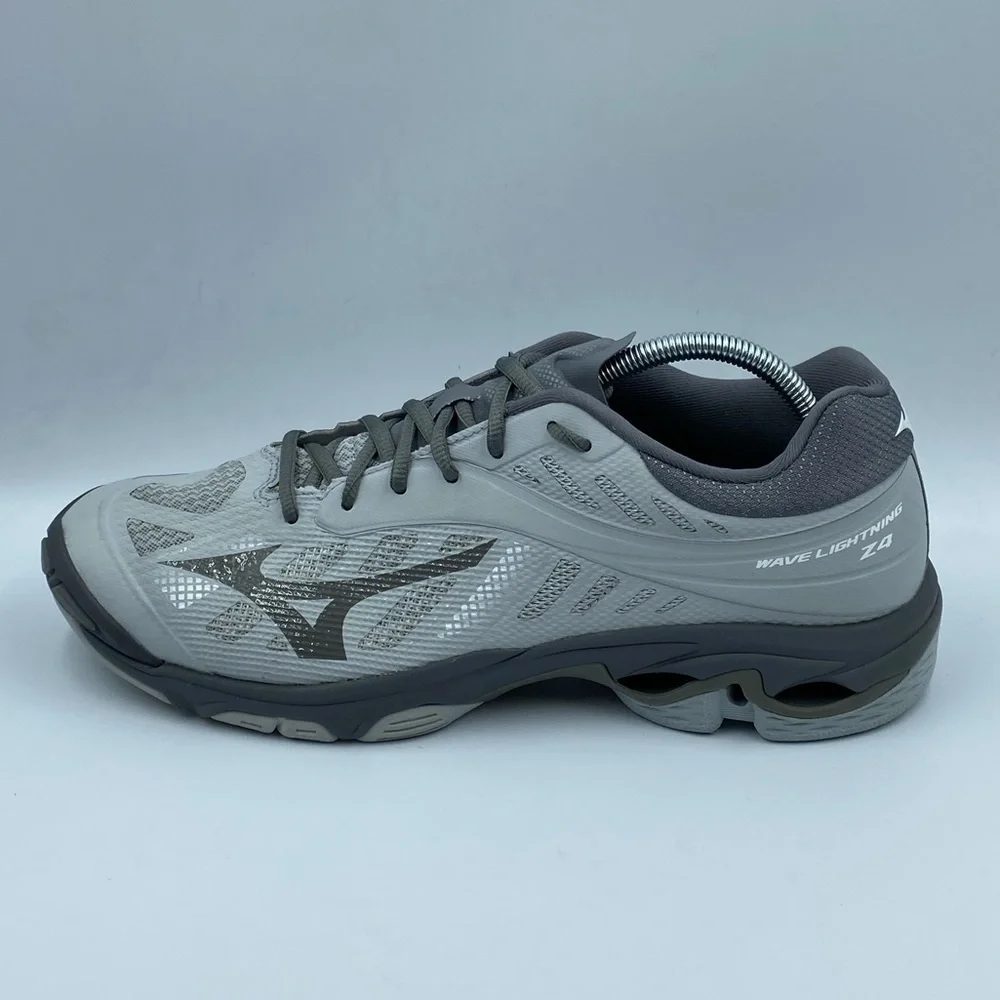Mizuno wave lightning