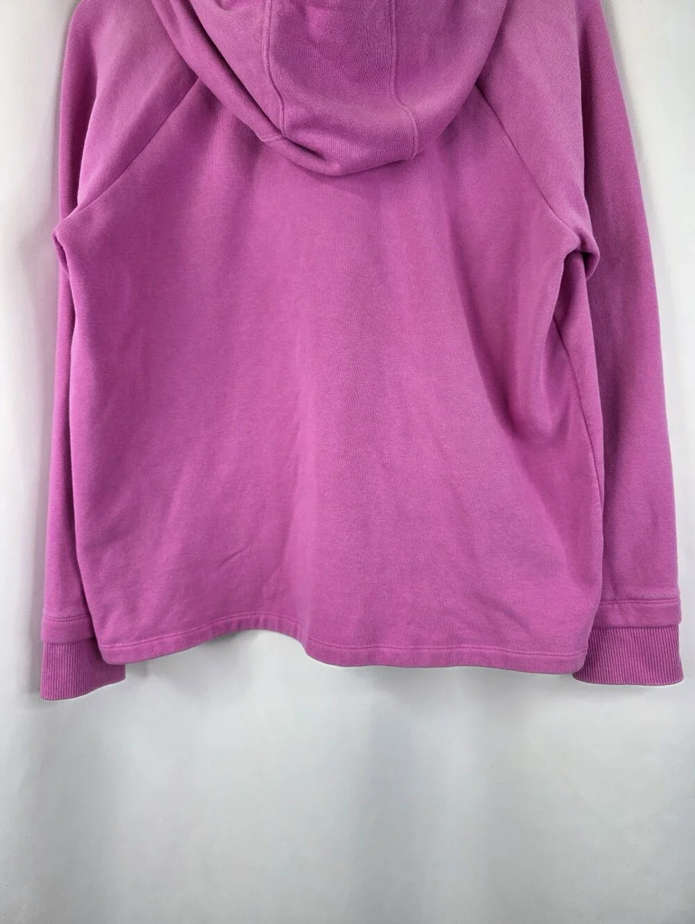 Under Armour Hoodie Women Medium Pink Loose Fit Pullover Sweatshirt Sweater Cozy