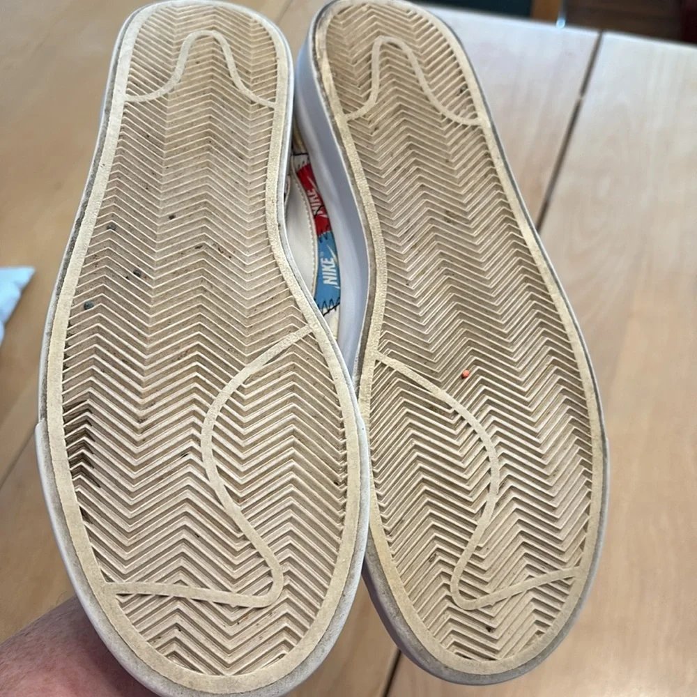 Nike men’s sneakers