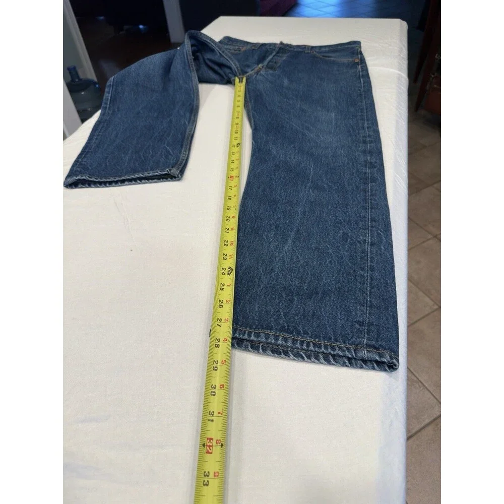 Levis leg levis style