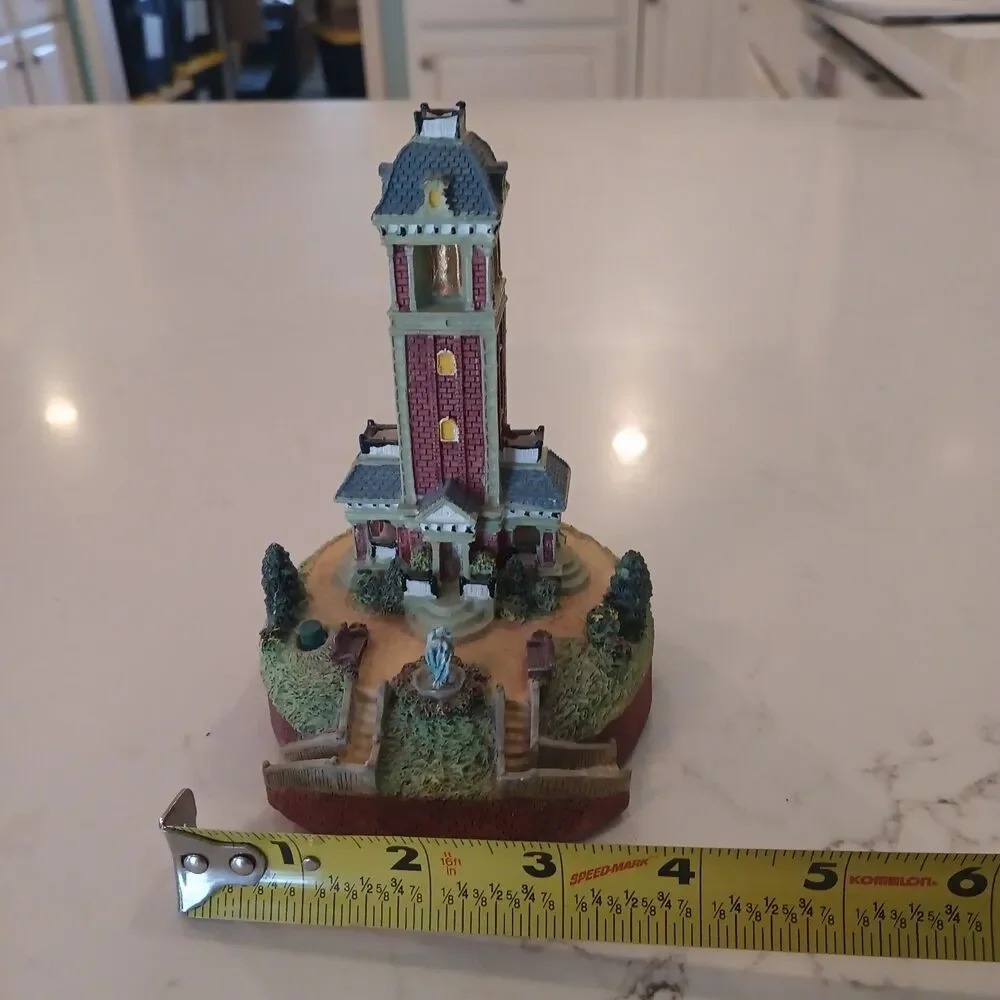 Liberty Falls Village Bell Tower 1996 AH333 Does Not Play Music