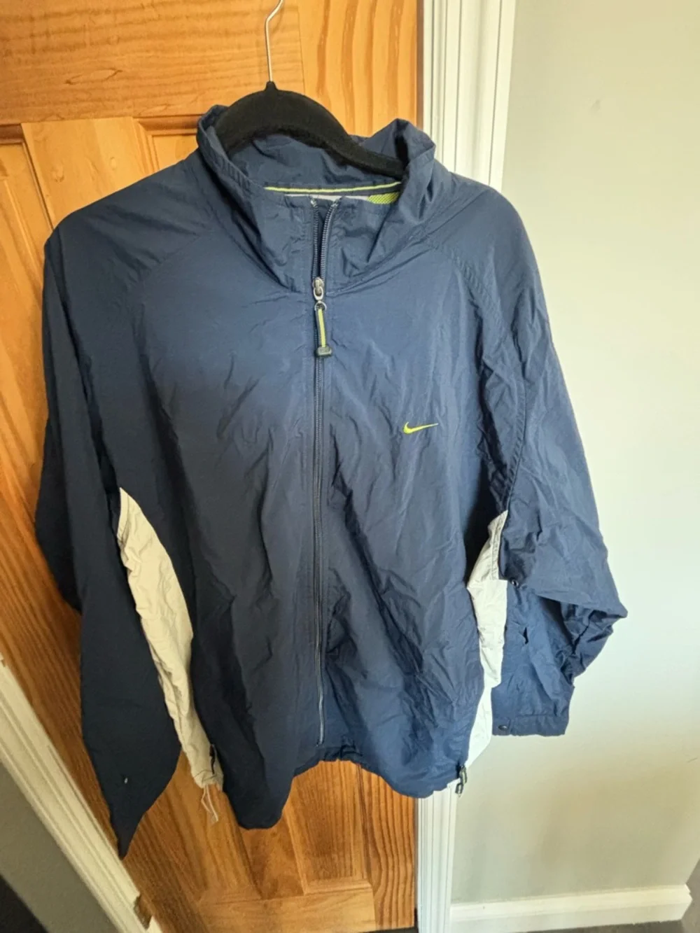 Men’s Nike windbreaker (XL)