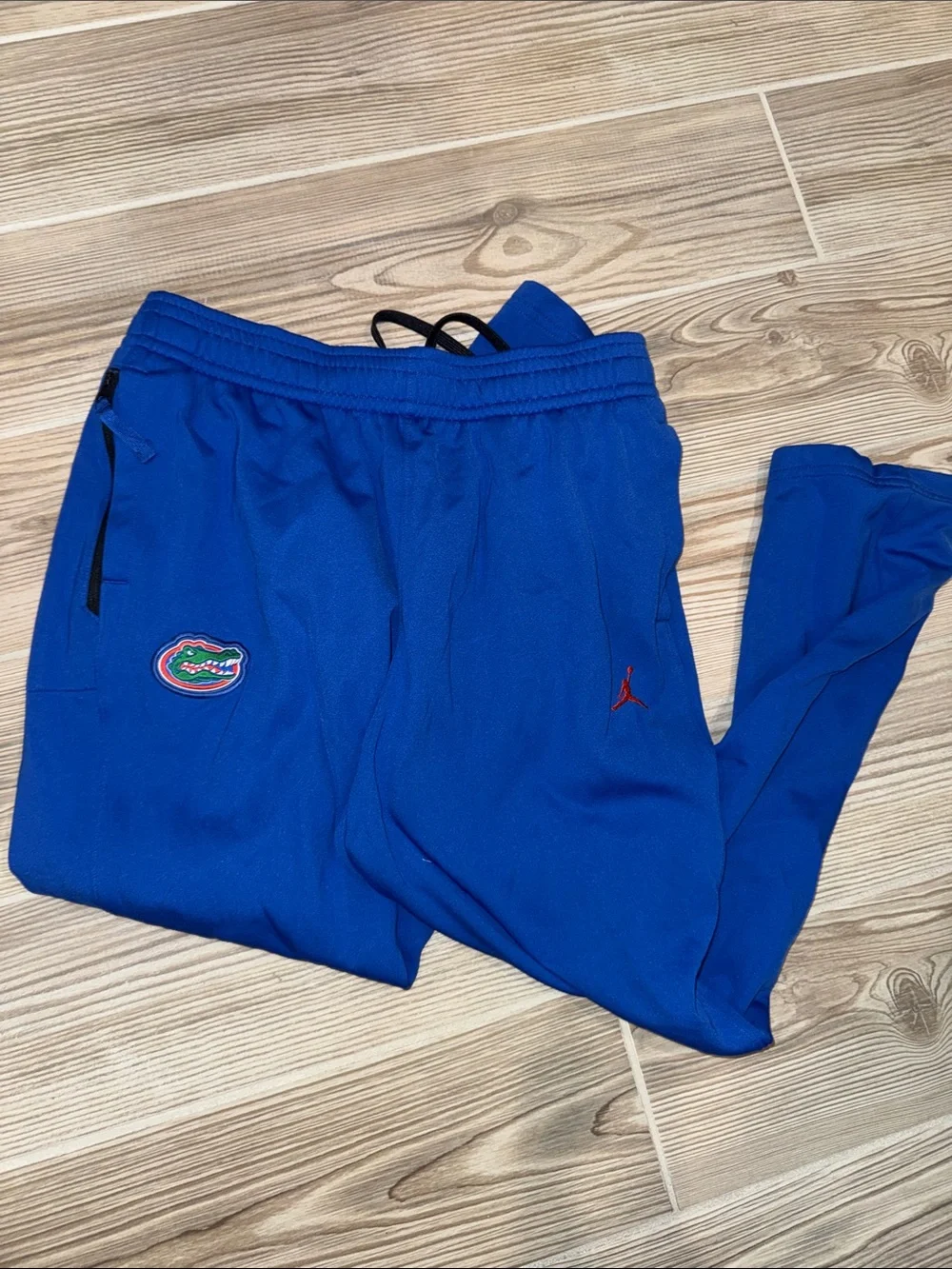 Gators jordan blue sweats