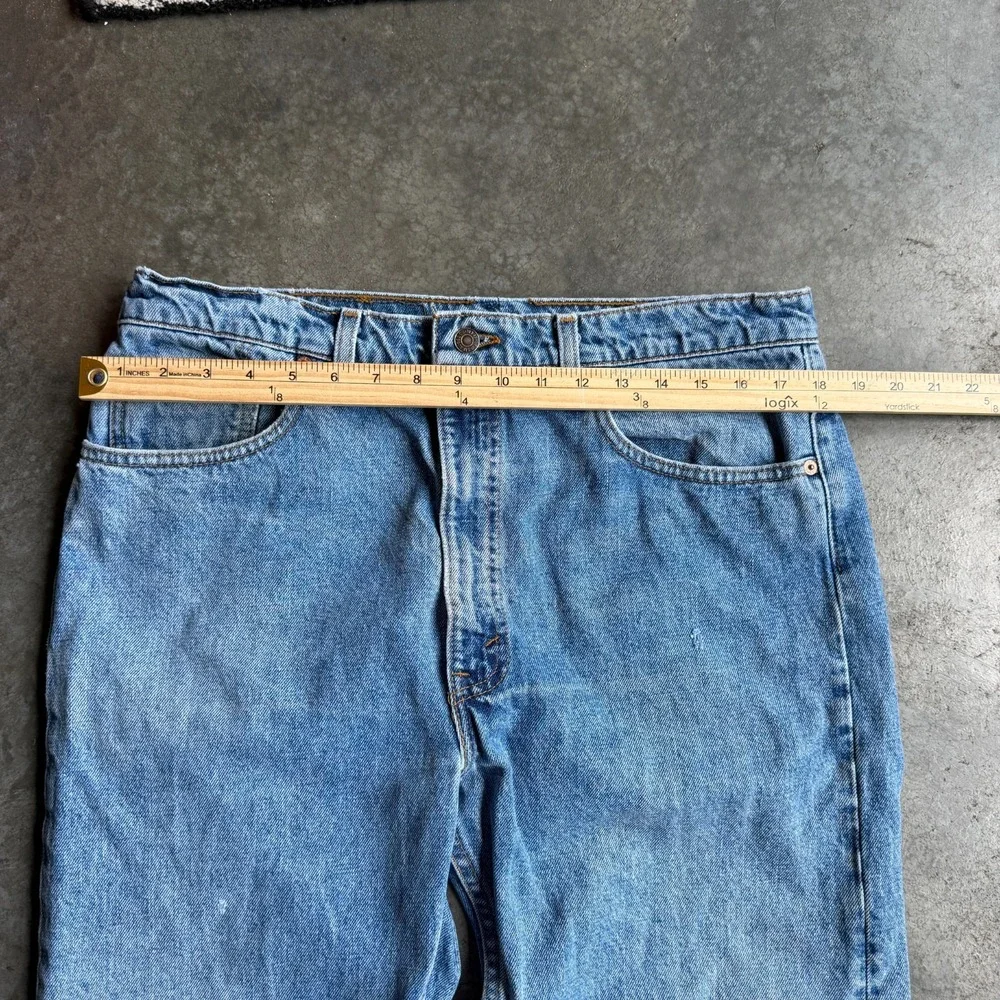 Levis 80s please item