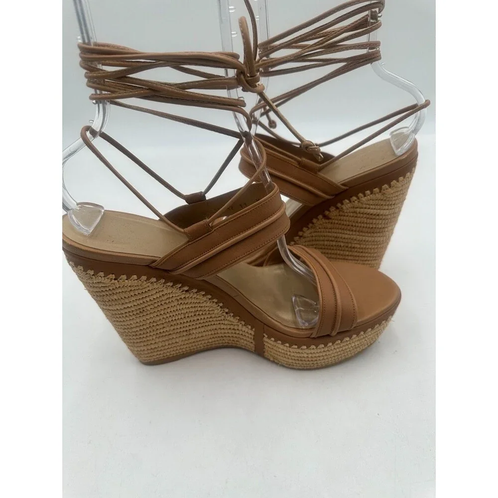 Stuart Weitzman elevate your