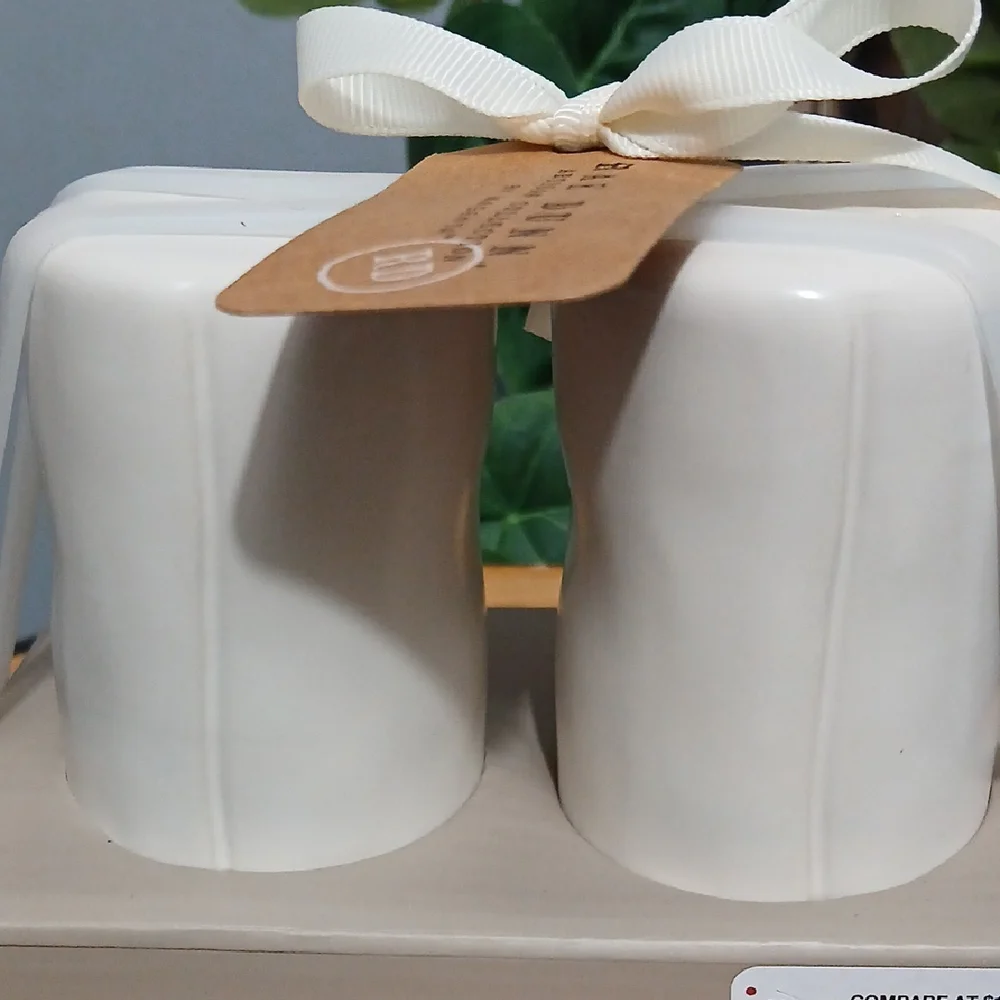 New!! Rae Dunn Ceramic Salt & Pepper Shakers Set NWT