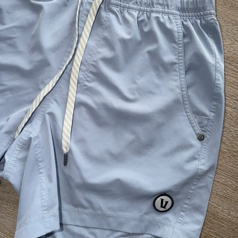Vuori Men’s Kore Shorts Light Blue 5” Lined Sz XS