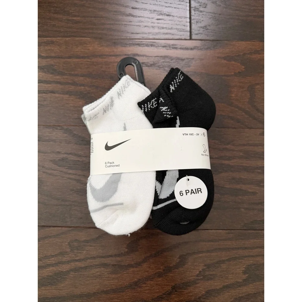 Nike Kids 6 Pack Cushioned No-Show Socks Black White Grey BN0472-042 Size XS
