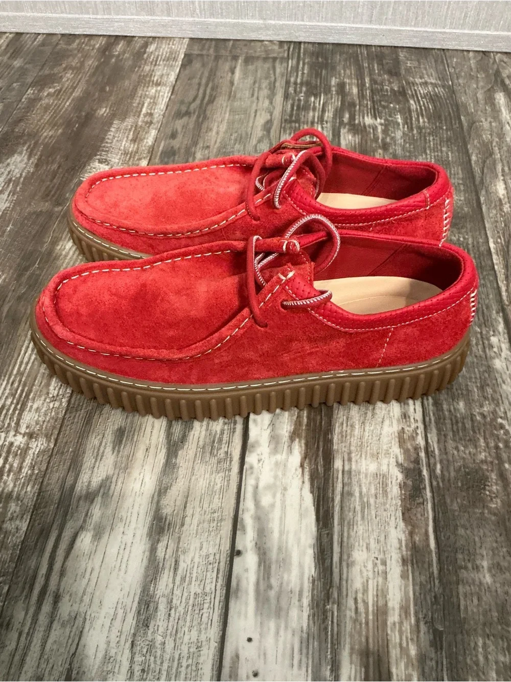 Clarks bold red