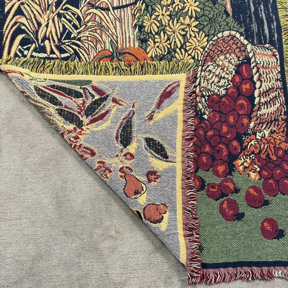 Unknown pre woven