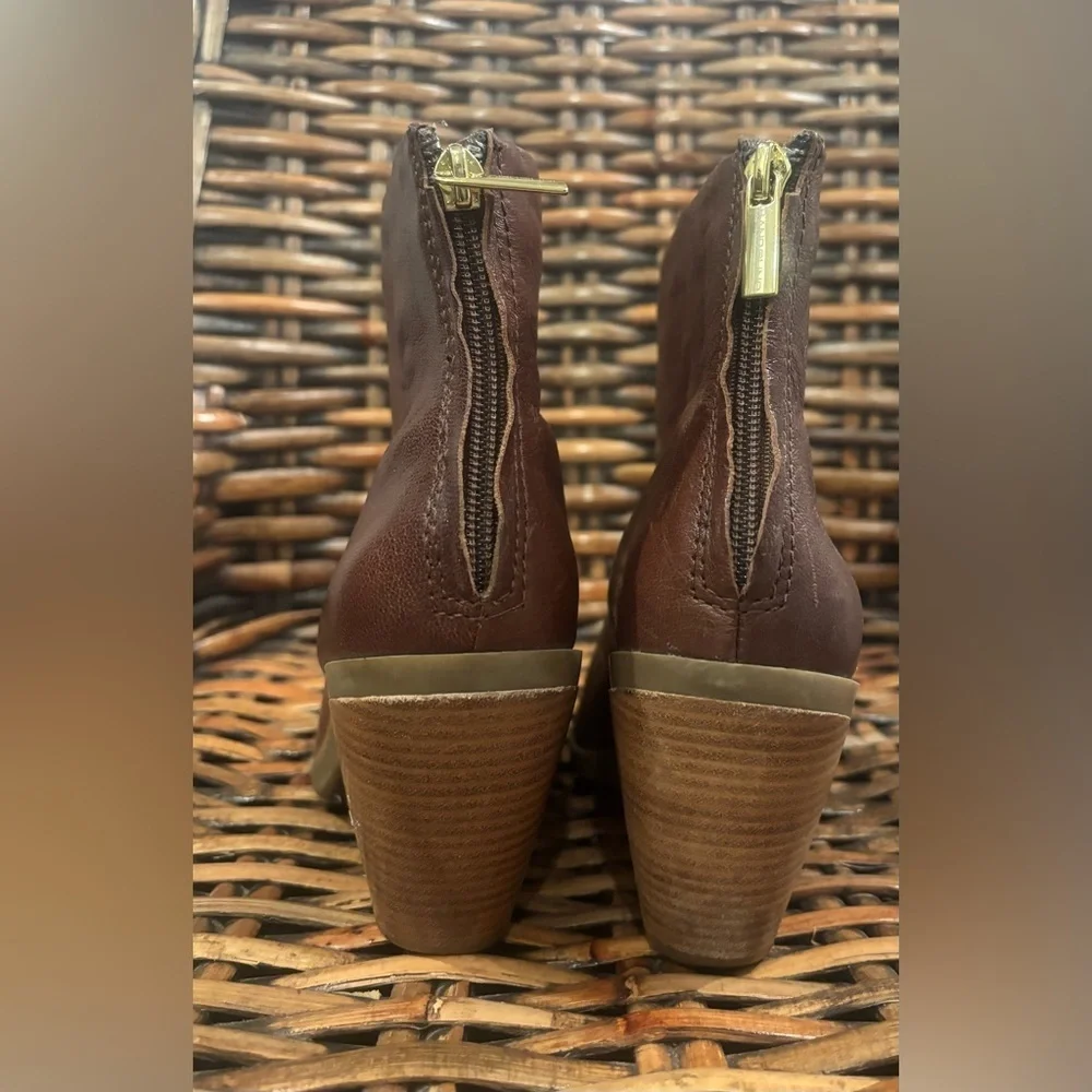 Bandolino genuine leather