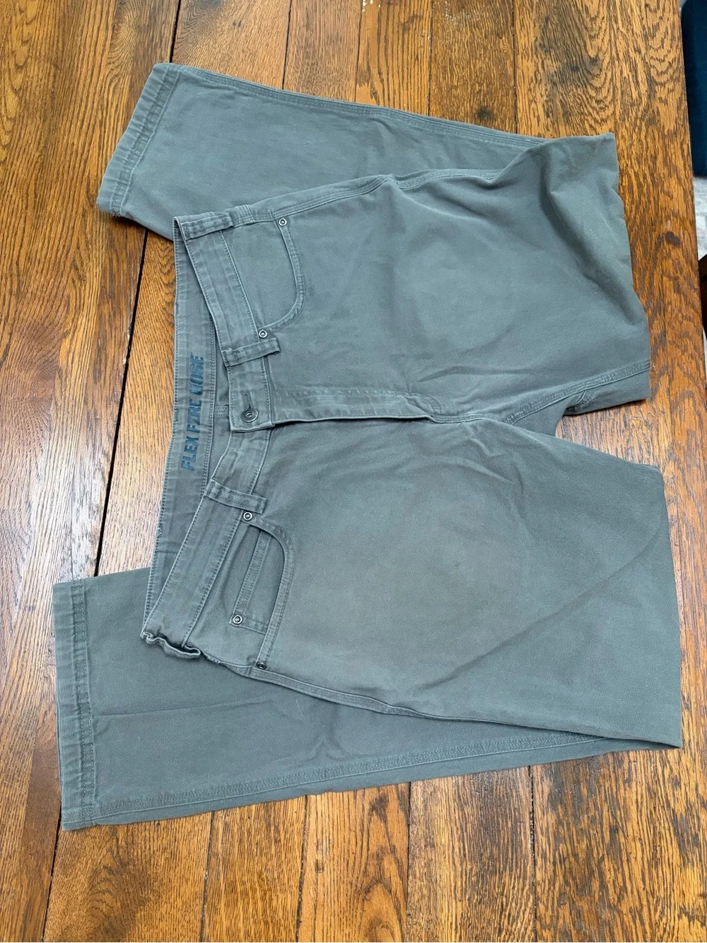 Duluth Trading Co flat front
