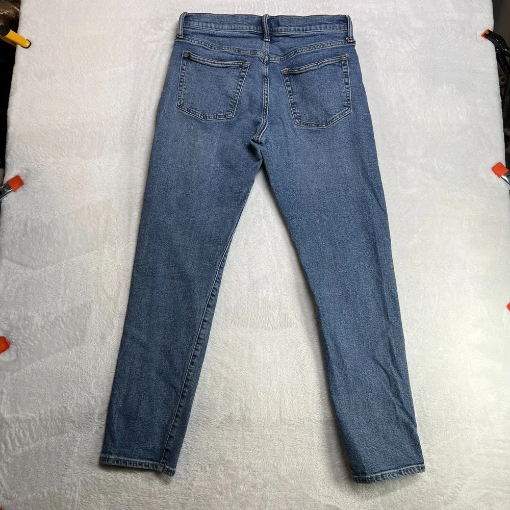 GAP slim taper