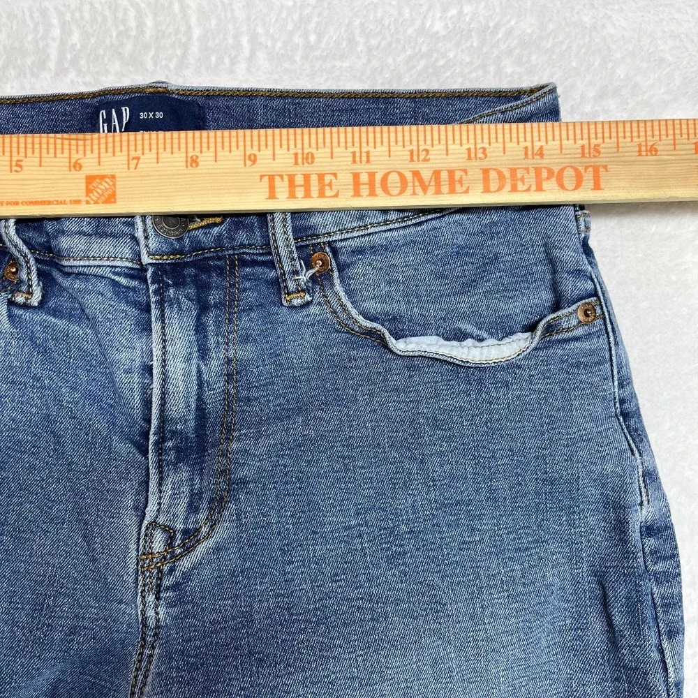 GAP slim taper
